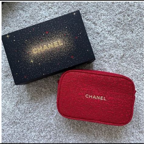 chanel pink cosmetic pouch|Chanel cosmetics gift with purchase.